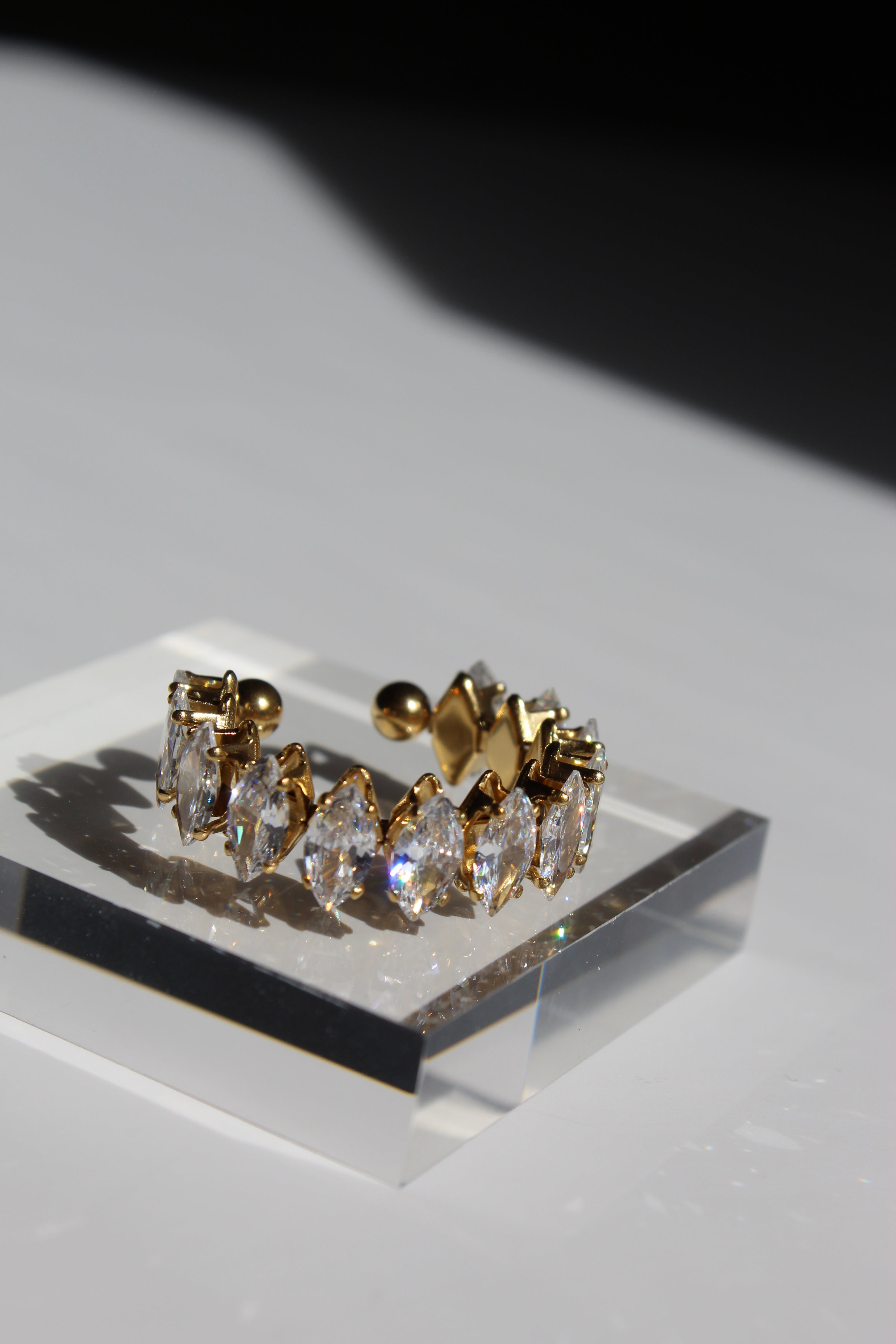 Dew Drop Classic Ring